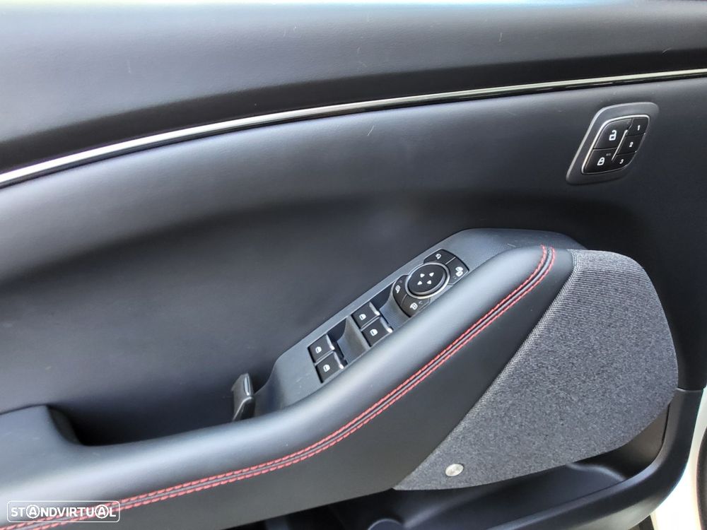 Ford Mustang Mach-E 98.7 kWh Premium - 21