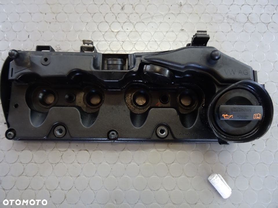 03l103469R pokrywa zaworow odma 2.0 TDI CFG CFF VW Audi Skoda - 1