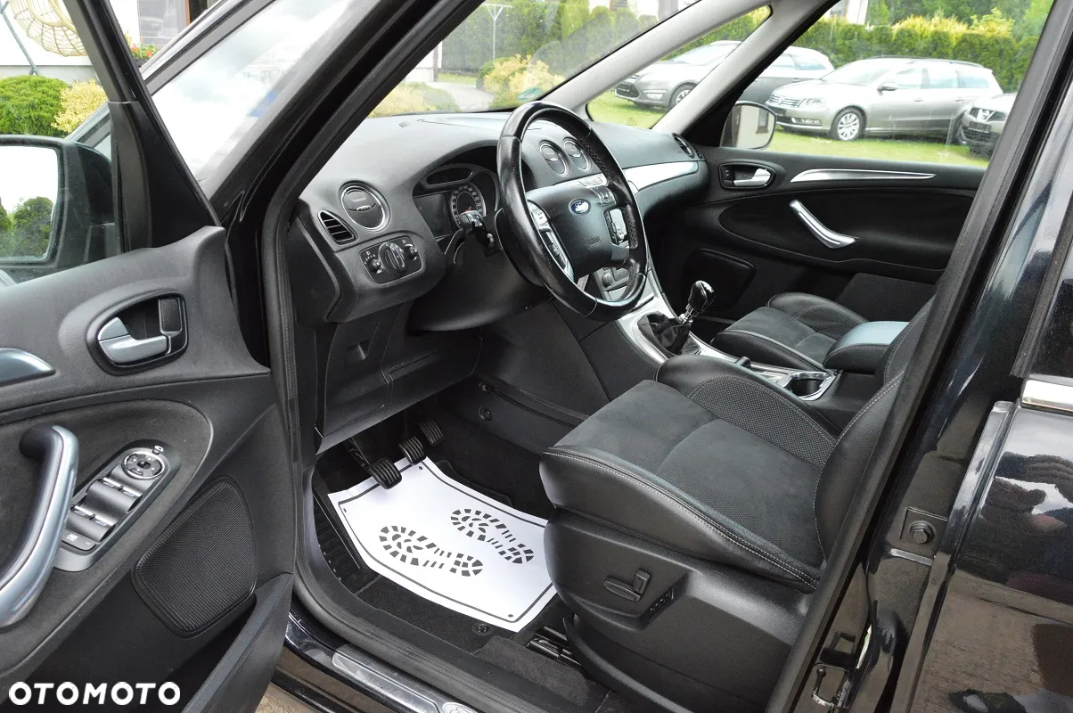 Ford Galaxy 2.0 TDCi Titanium - 25