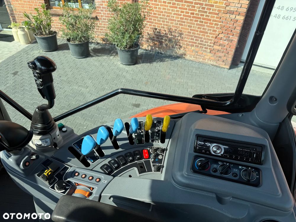 Kubota M7132 - 29