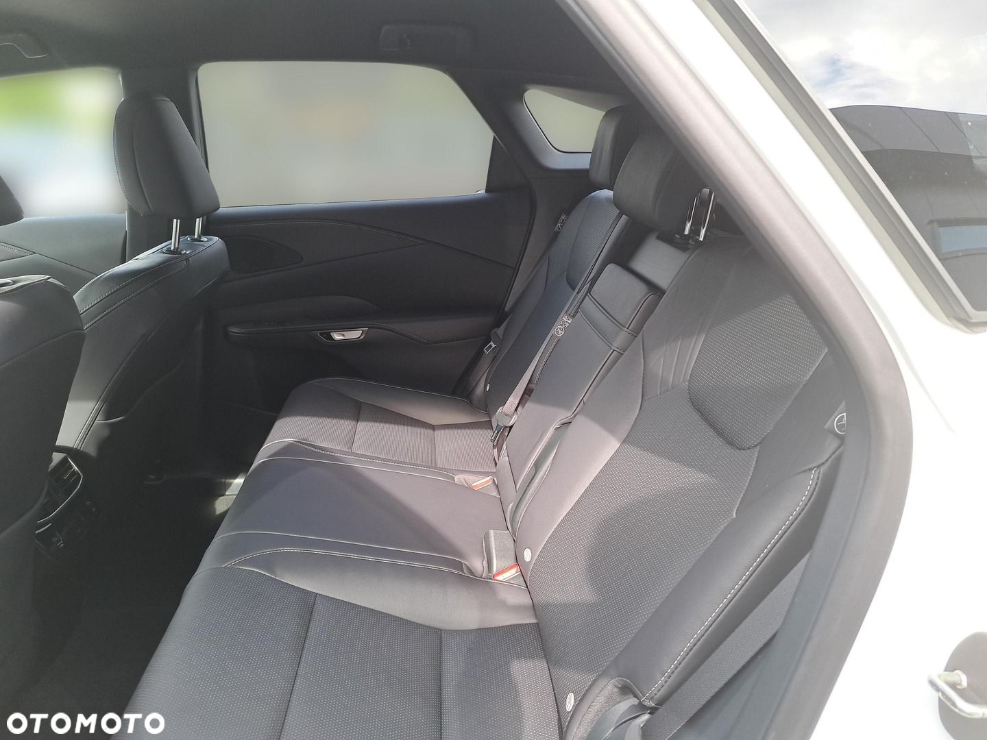 Lexus RX 350h F Sport Design - 21