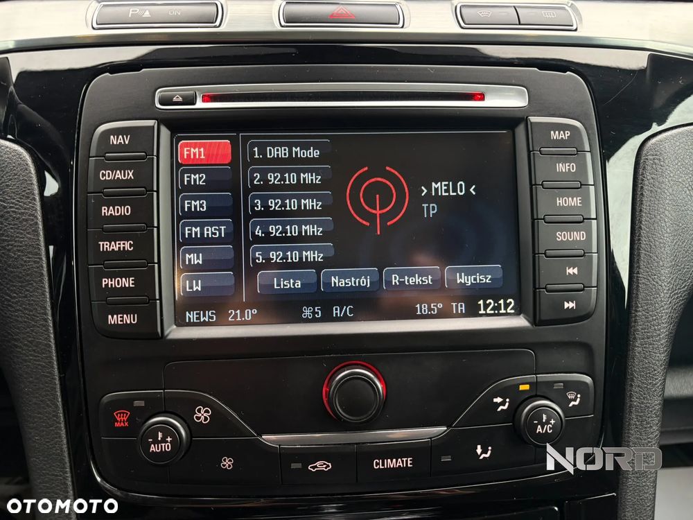Ford S-Max 2.0 TDCi DPF Titanium - 25