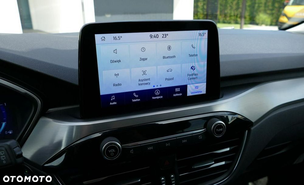 Ford Kuga - 31
