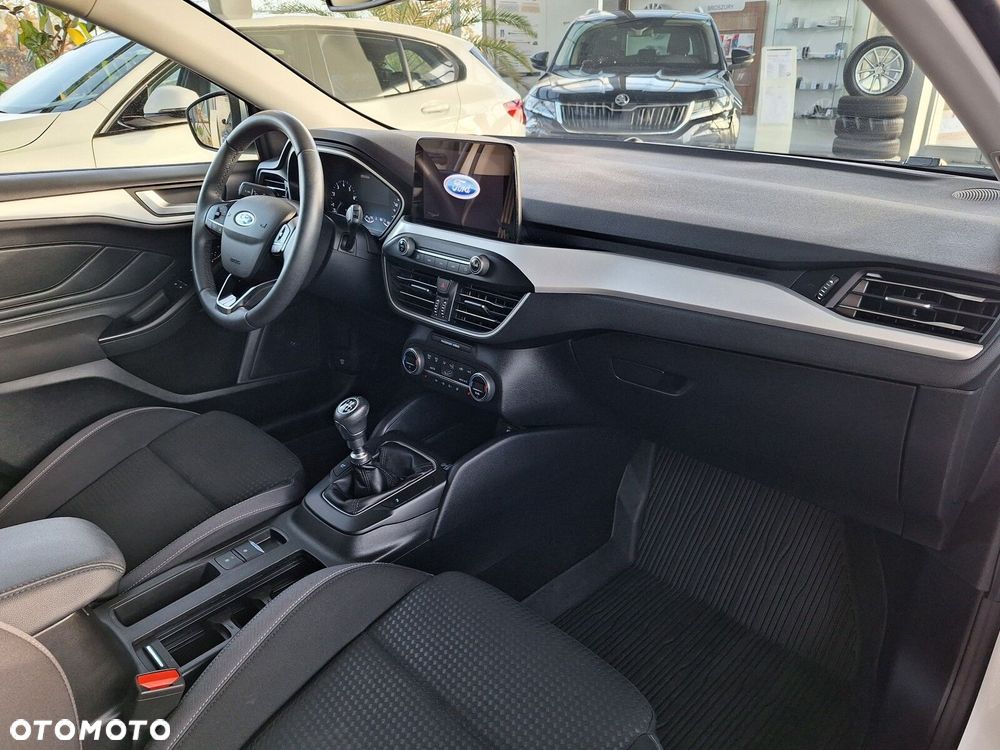 Ford Focus 1.0 EcoBoost Trend Edition - 18