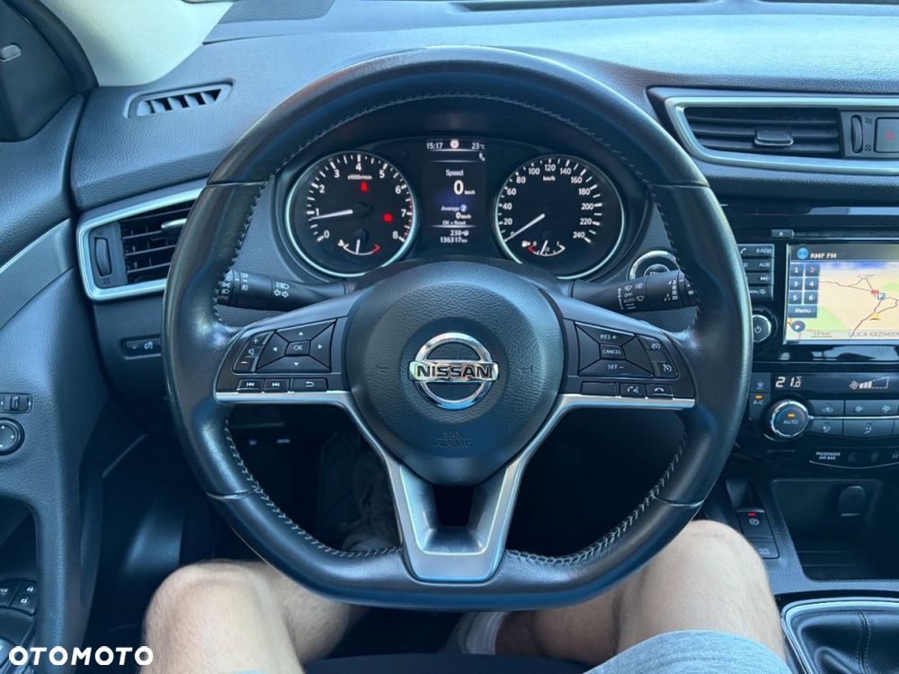 Nissan Qashqai 1.2 DIG-T N-Connecta - 15