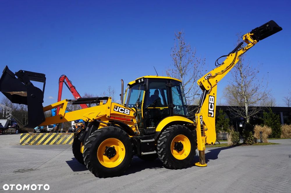 JCB 4CX PRO / Joysticki / r. 2023 / 4 sztuki - 14