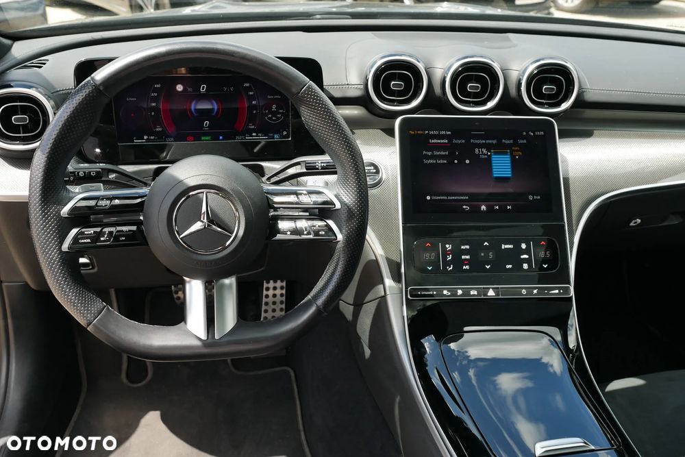Mercedes-Benz Klasa C 300 e PHEV AMG - 23