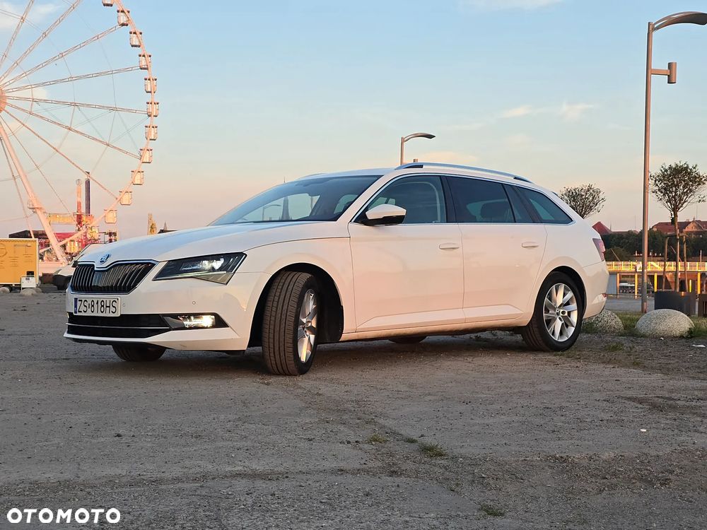 Skoda Superb 2.0 TDI Ambition DSG - 6