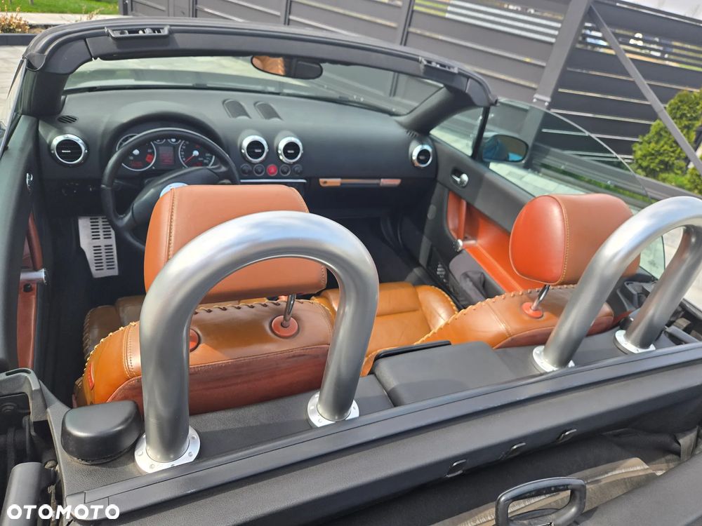 Audi TT Coupé 1.8T Quattro - 6