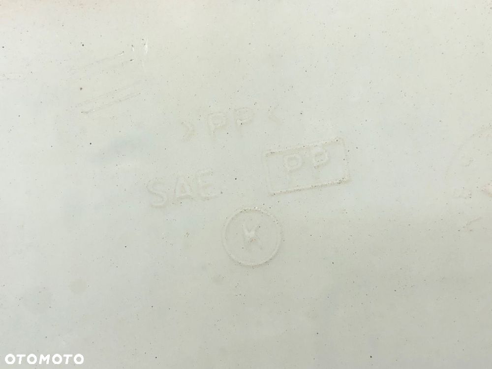 ZBIORNIK SPRYSKIWACZY  ISUZU RODEO samochód terenowy zamknięty 1997 - 2004 3.2 V6 151 kW [205 KM] - 3