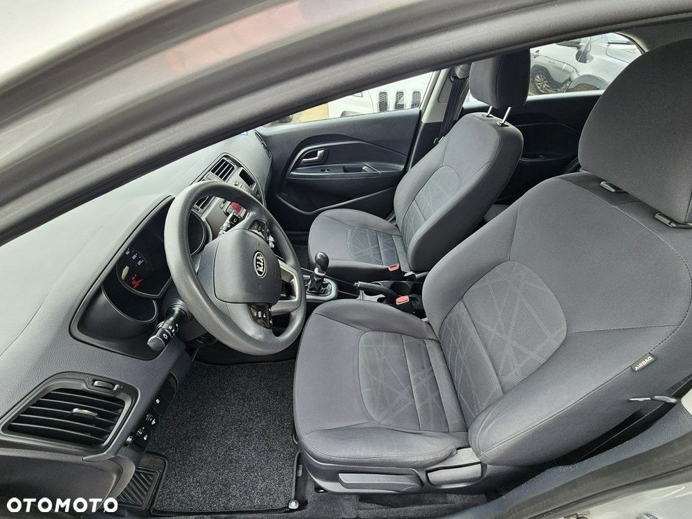 Kia Rio 1.4 Dream-Team Edition - 12
