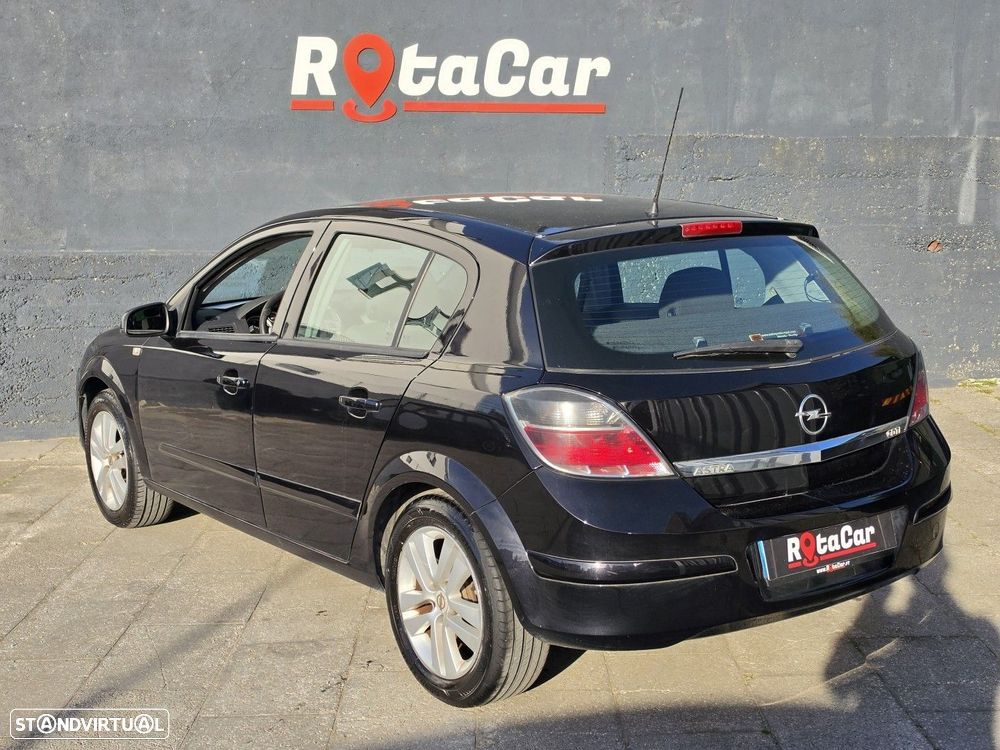 Opel Astra 1.3 CDTI Cosmo - 11