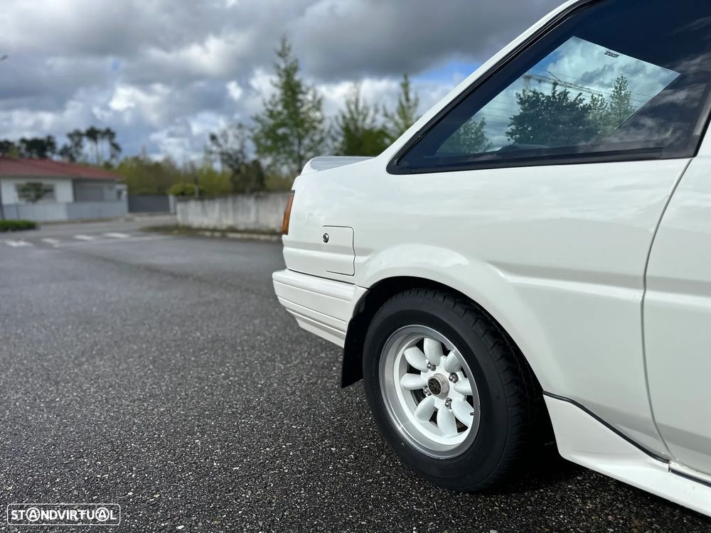 Toyota Corolla AE86 1.6 GTi - 15