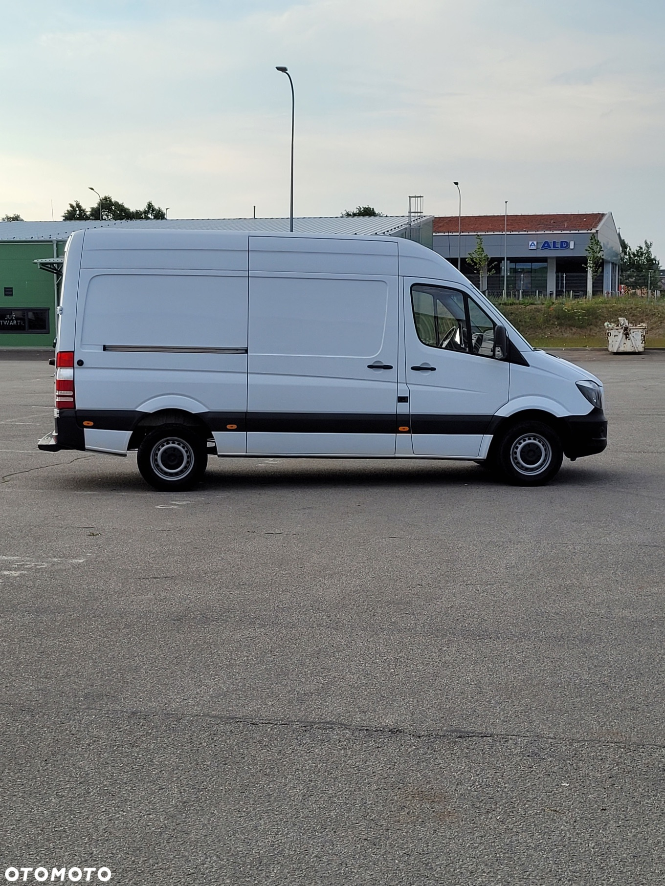 Mercedes-Benz SPRINTER - 7