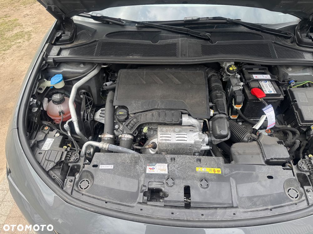 Peugeot 308 PureTech 130 EAT6 Stop & Start GT-Line Edition - 25