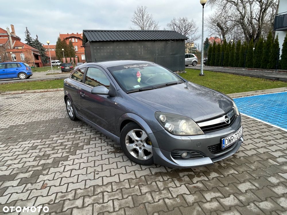 Opel Astra 2.0 T Cosmo - 15