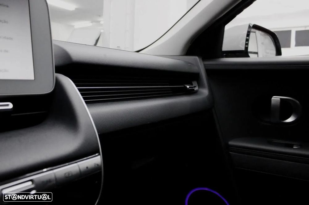 Hyundai IONIQ 73kWh Plug & Power+Tejadilho Solar — fotografia 18