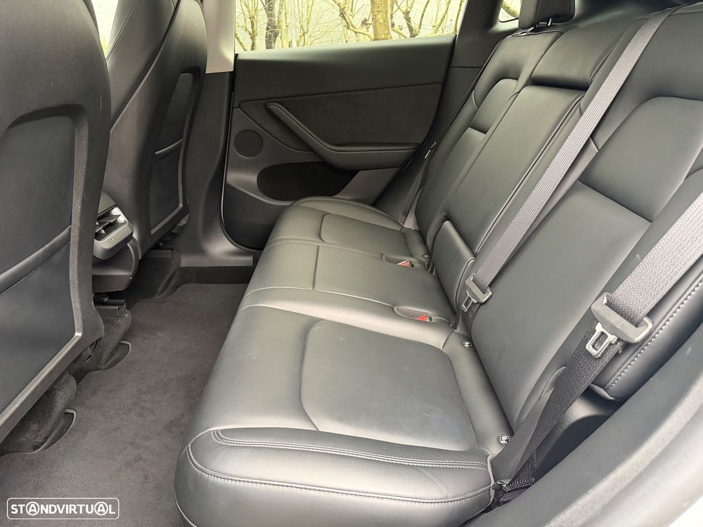 Tesla Model Y Tração Traseira - 28