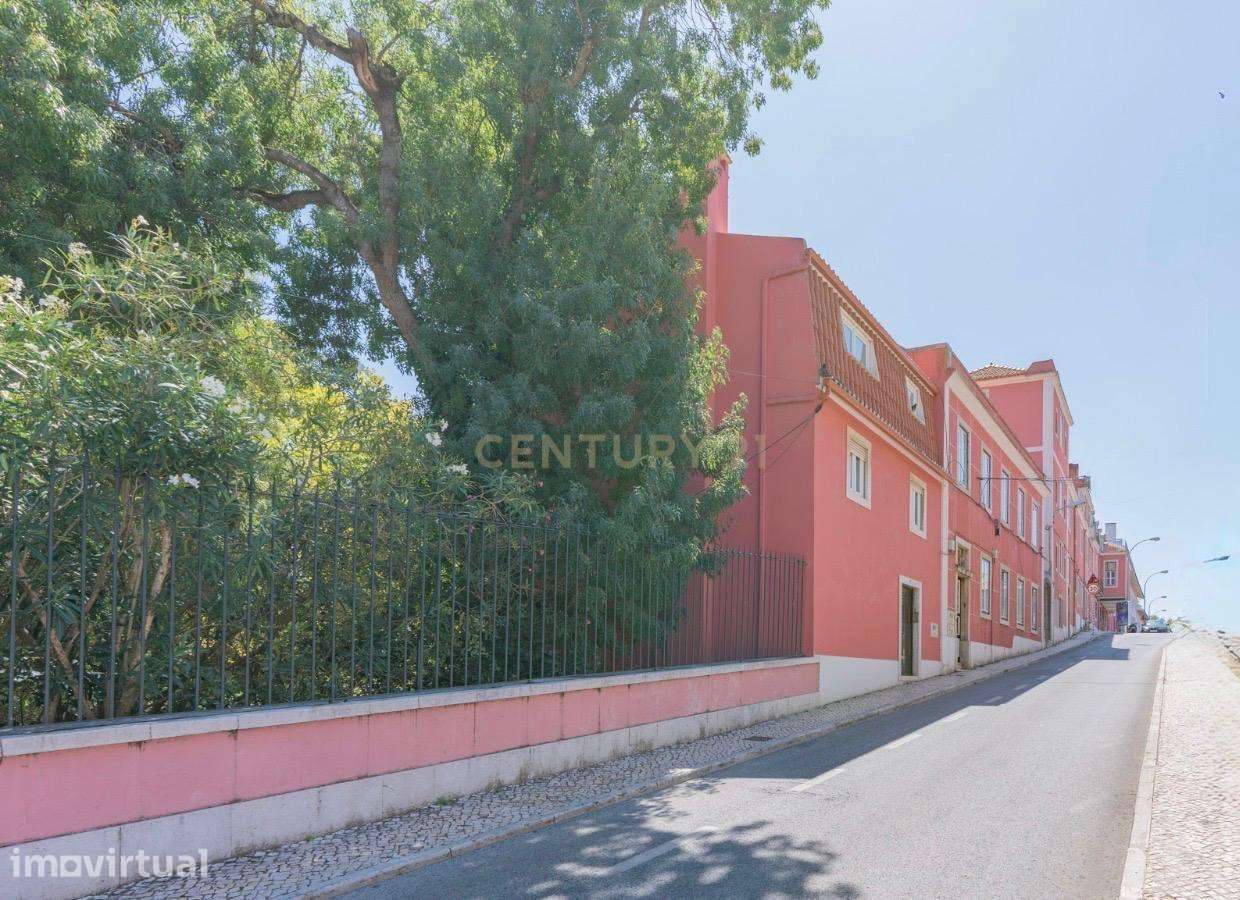 Moradia T5 à venda na Vila de Oeiras — Conforto, luminosidade e locali - Grande imagem: 2/60