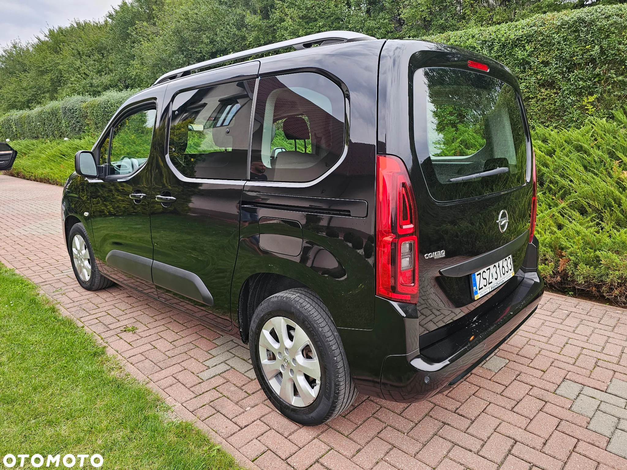 Opel Combo Life 1.2 Turbo Elite S&S - 8