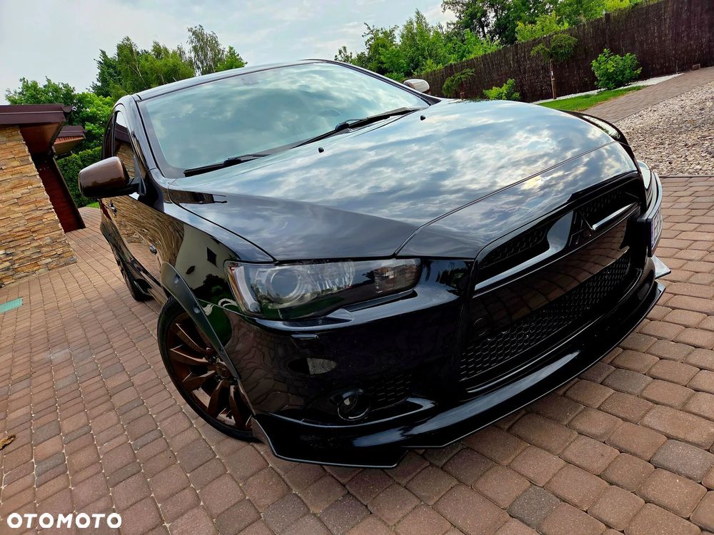 Mitsubishi Lancer - 12
