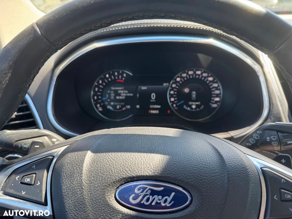 Ford Edge 2.0 Panther A8 AWD Vignale - 19