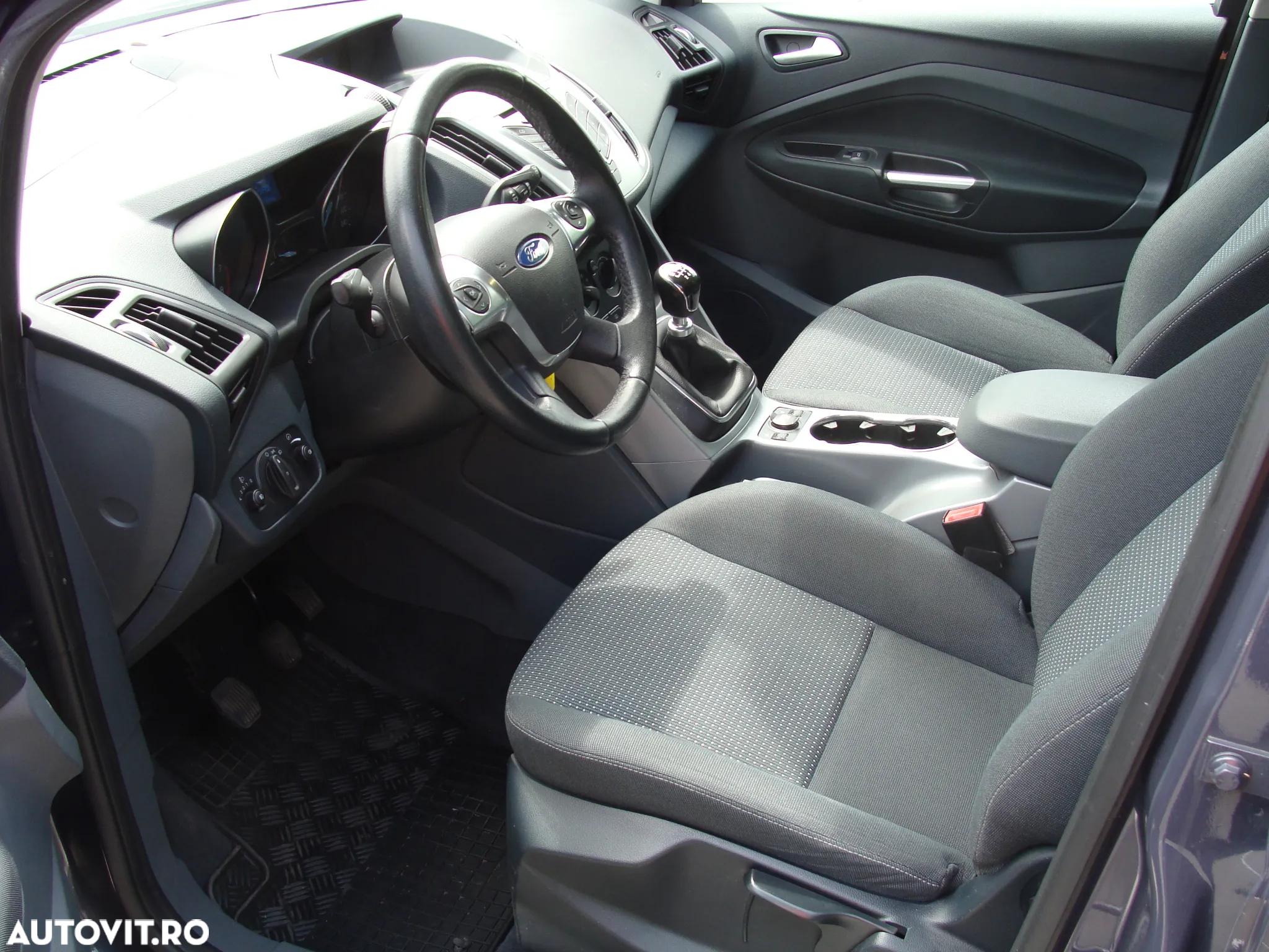 Ford C-Max - 8