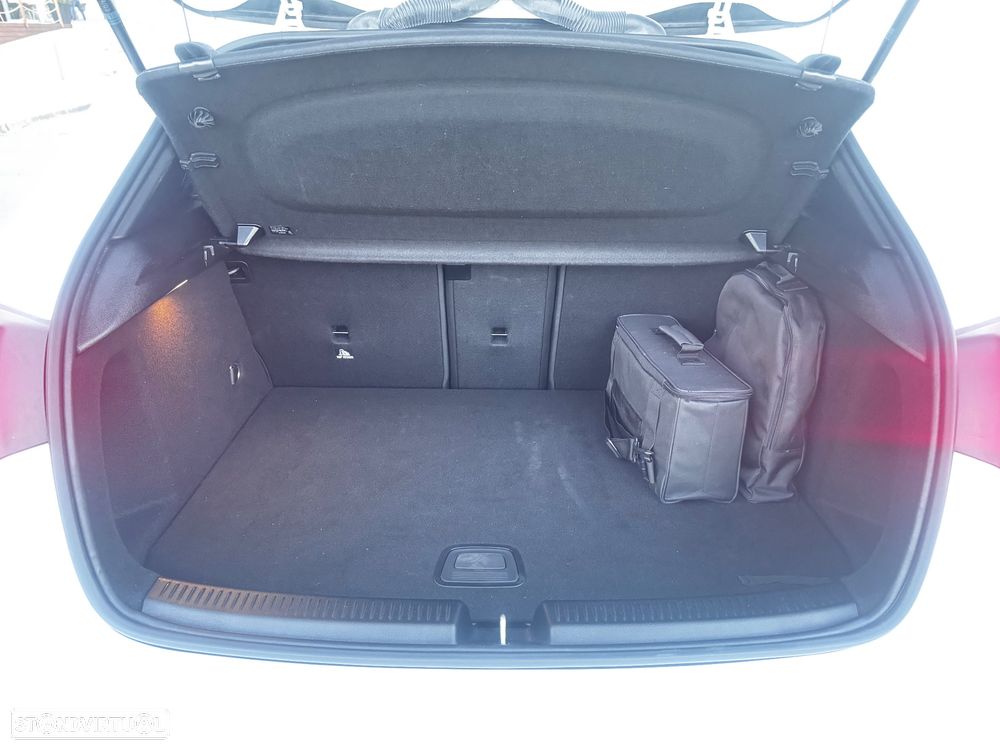 Mercedes-Benz A 250 e Progressive - 18