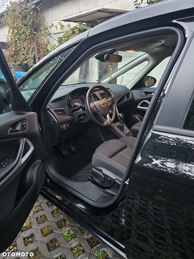 Opel Zafira 2018 photo 4