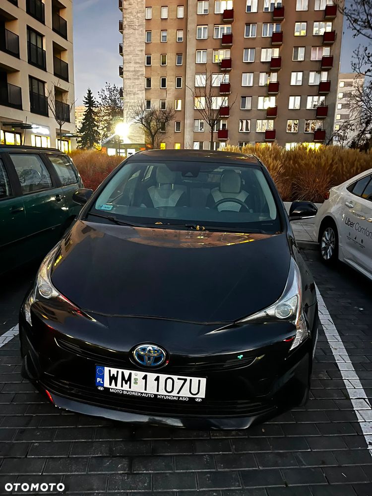 Toyota Prius 1.8 Hybrid Premium - 9