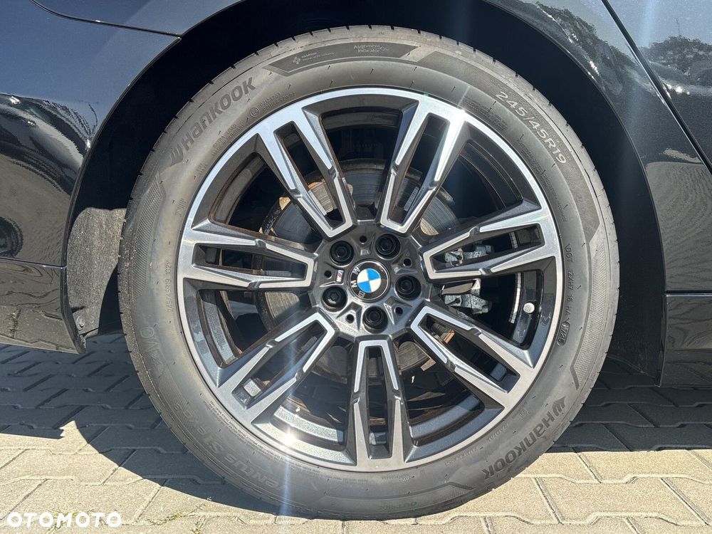 BMW Seria 5 520d xDrive mHEV M Sport - 11