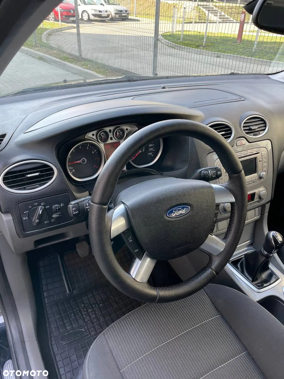 Ford Focus 1.8 Titanium - 17