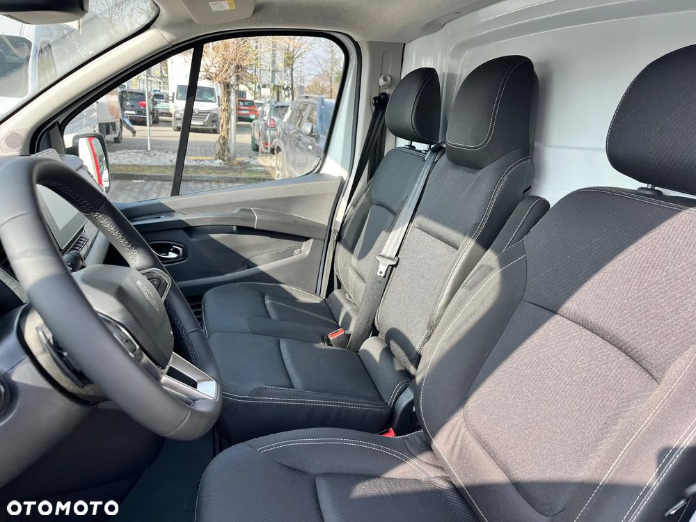 Renault Trafic - 10