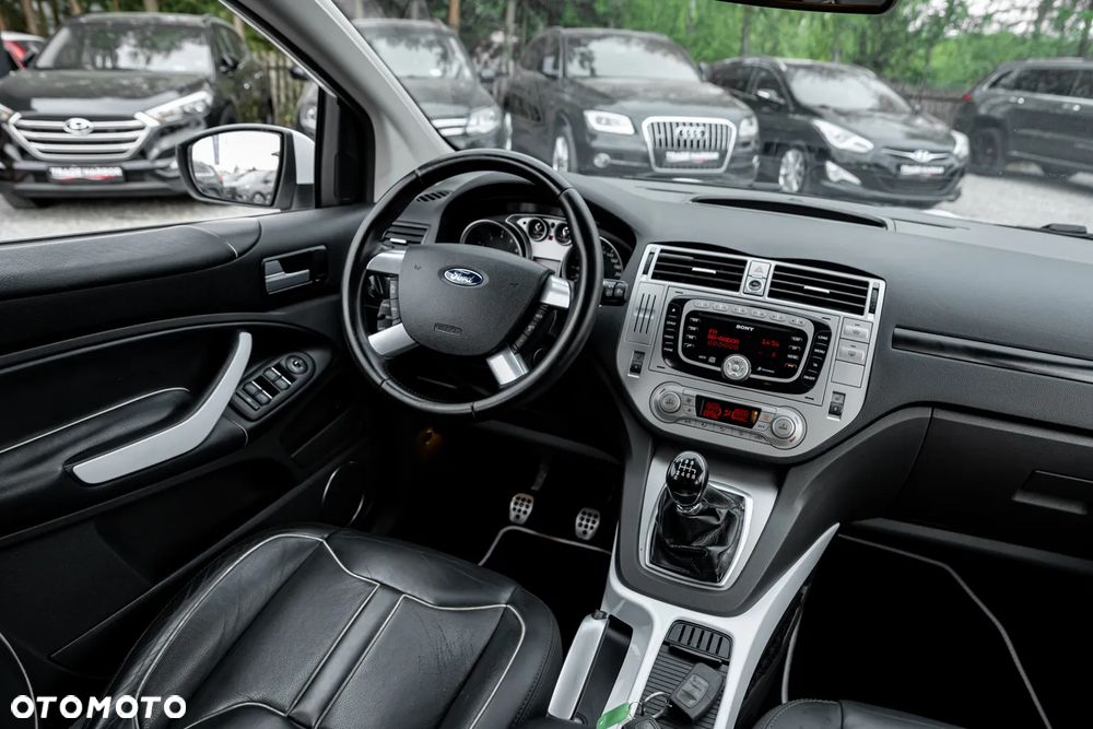 Ford Kuga 2.5 4x4 Individual - 27