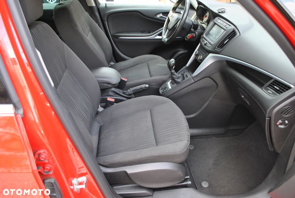 Opel Zafira 1.4 Turbo (ecoFLEX) Start/Stop ON - 13