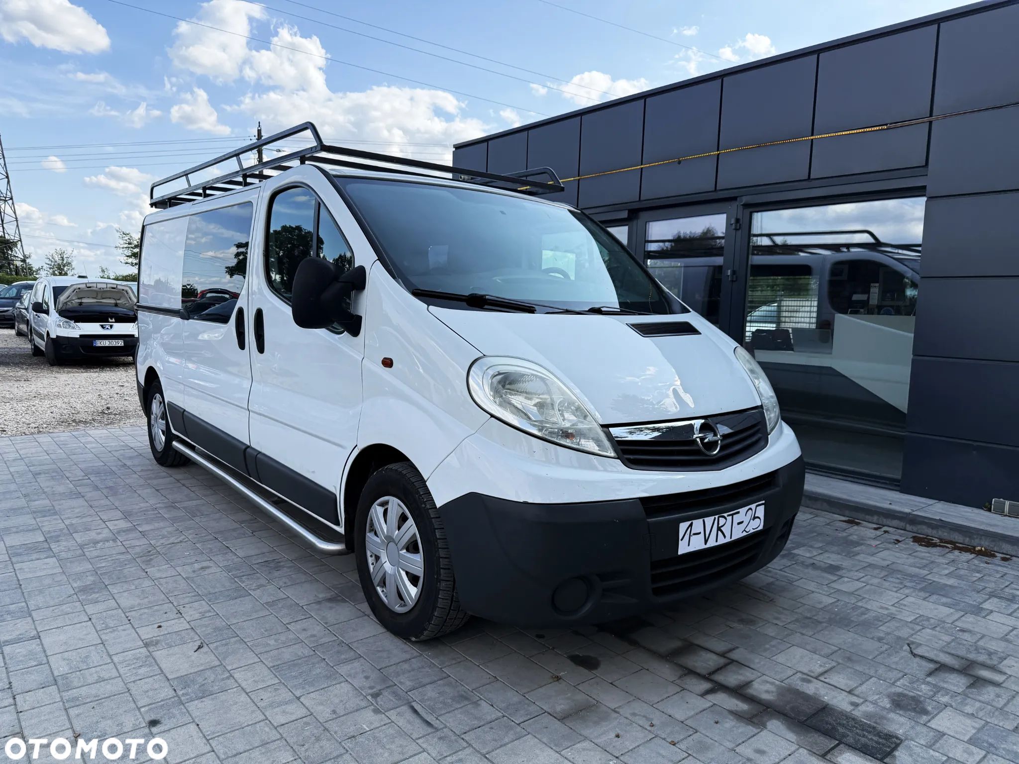 Opel Vivaro L2H1 2.9t - 1
