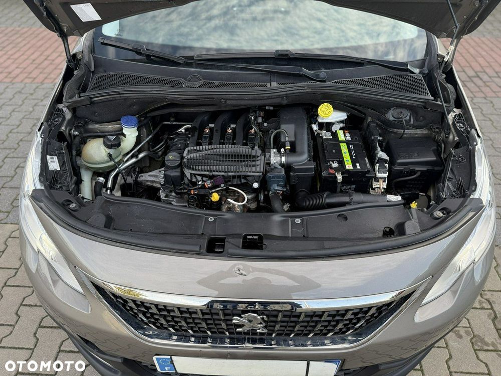 Peugeot 2008 - 10