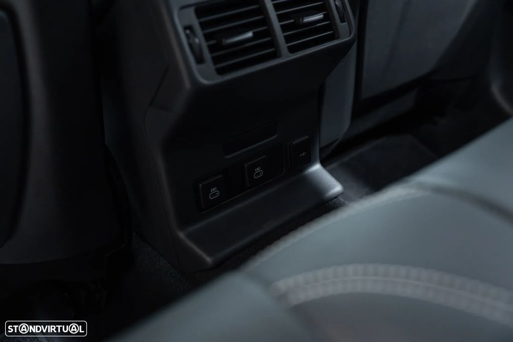 Land Rover Range Rover Velar P400e - 54