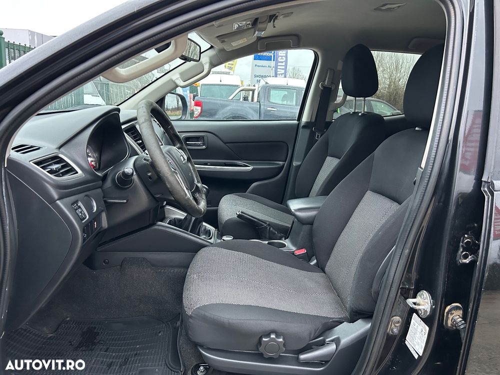 Mitsubishi L200 Double Cab 2.2 DI-D M/T Instyle - 16