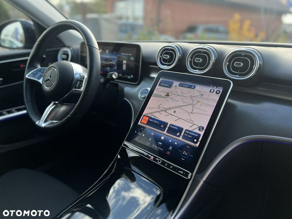 Mercedes-Benz Klasa C 180 mHEV Avantgarde - 32