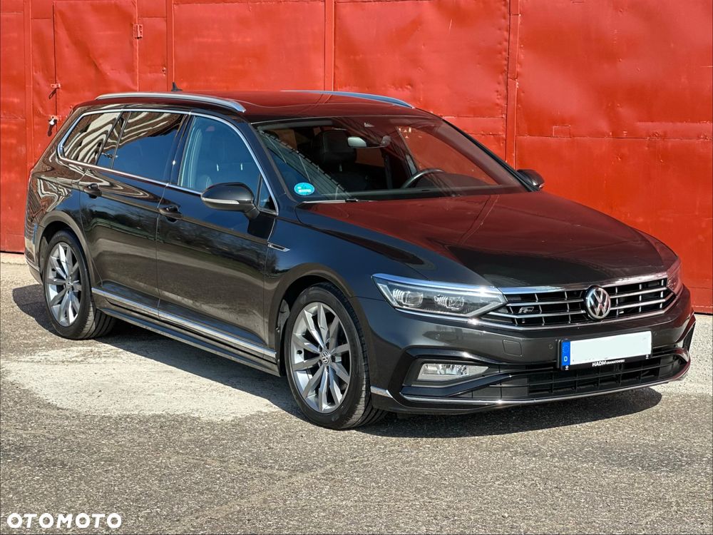 Volkswagen Passat - 29