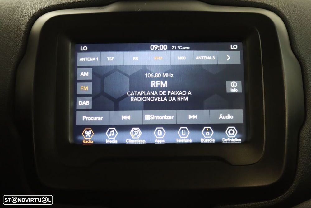 Jeep Renegade 1.0 T Limited - 28