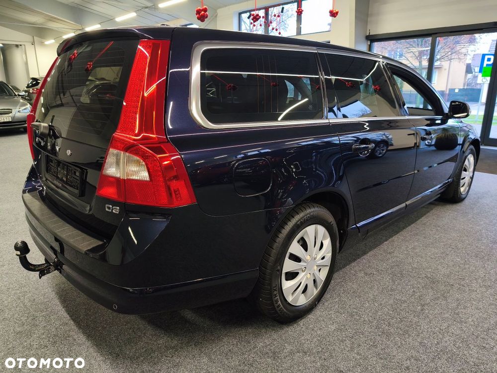 Volvo V70 D4 Geartronic Kinetic - 4