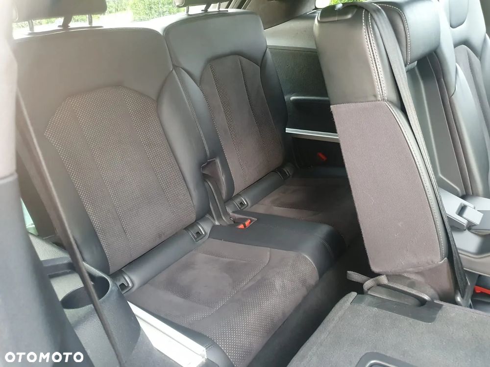 Audi Q7 3.0 TDI Quattro Tiptronic - 9