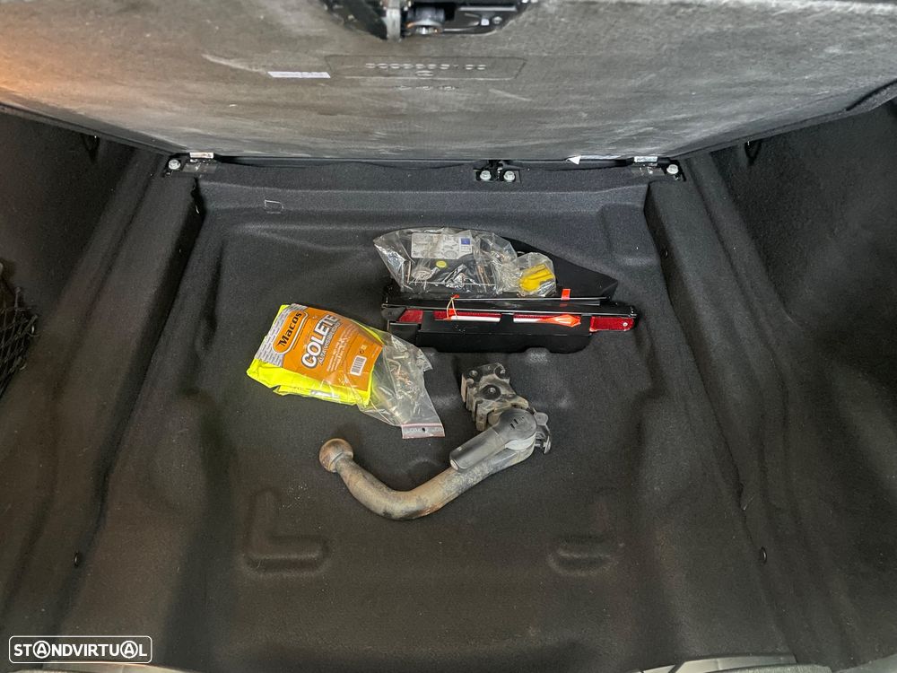 Mercedes-Benz CLA 180 d Shooting Brake Urban Aut. - 18