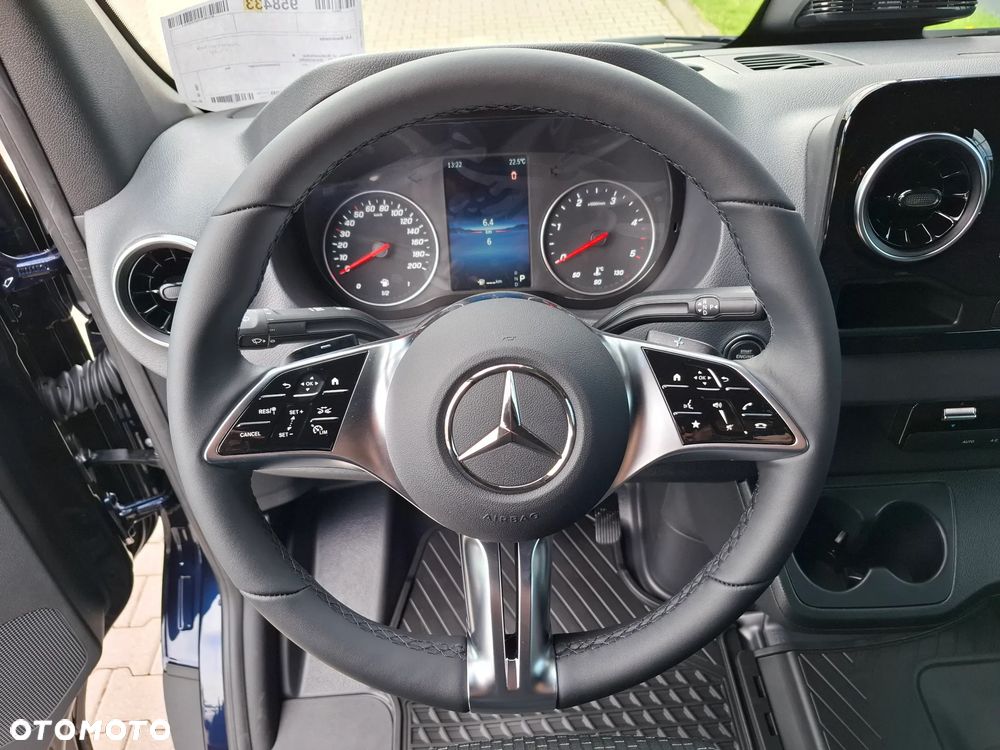 Mercedes-Benz Sprinter 319 CDI Furgon SELECT długi 4325 mm L3H2 - 24