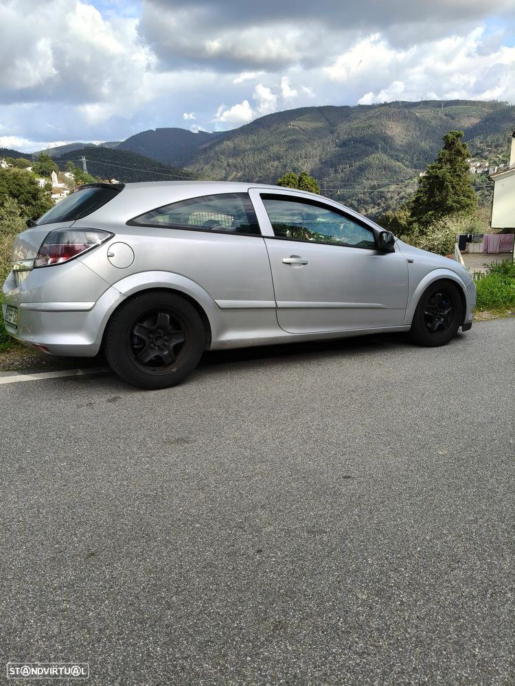 Opel Astra GTC 1.3 CDTI - 1