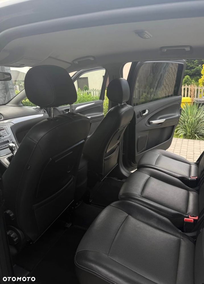 Ford S-Max - 6