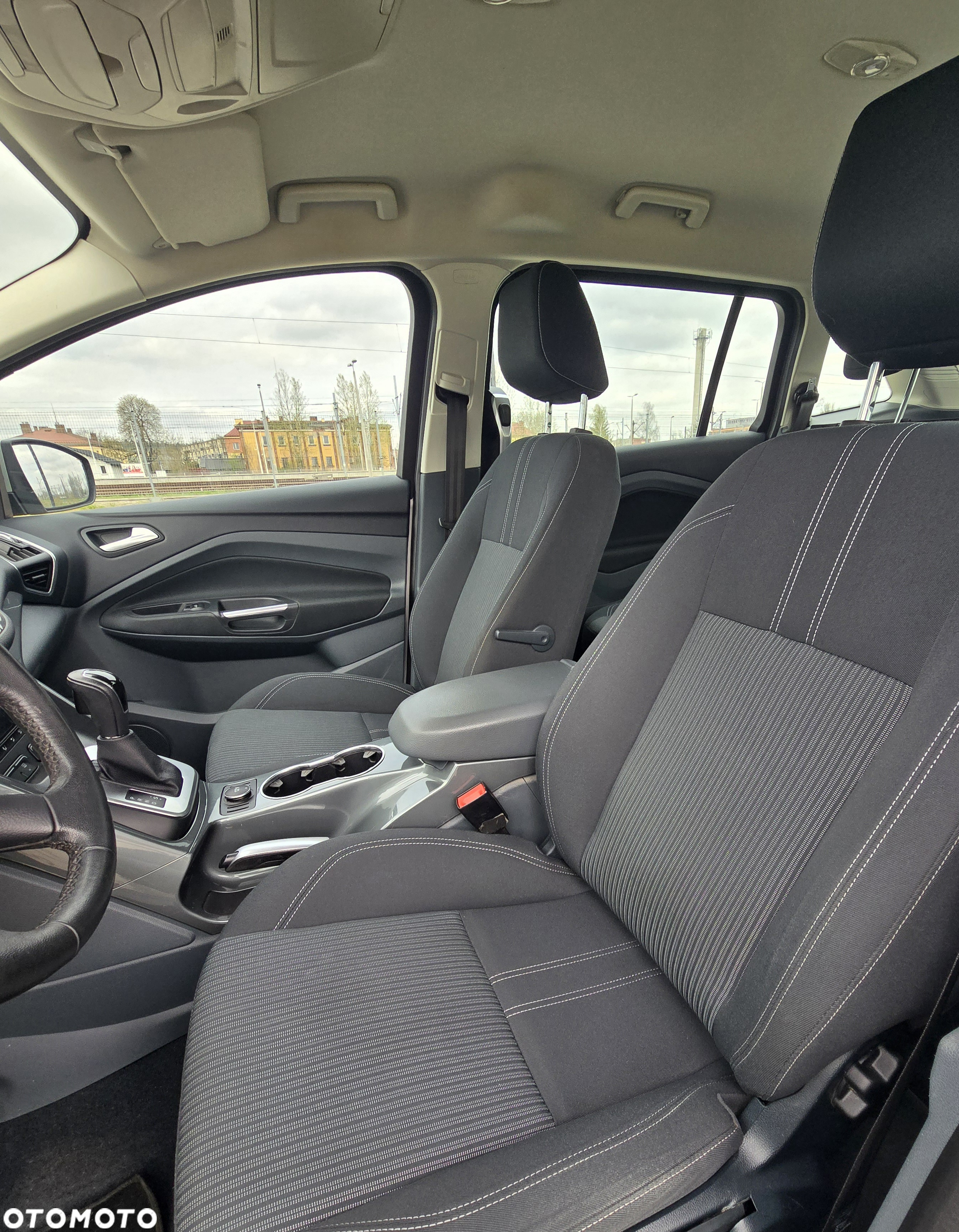 Ford Grand C-MAX 2.0 TDCi Titanium - 21