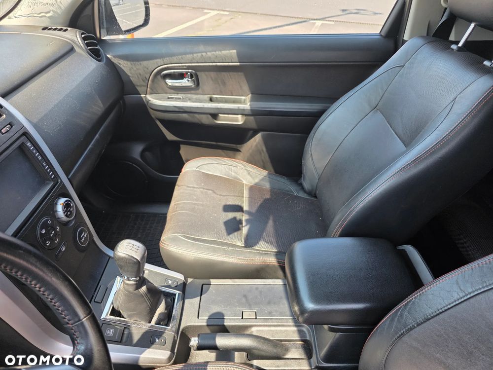 Suzuki Grand Vitara 1.6 Comfort - 21